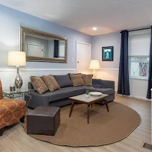 https://stylish-and-refined-with-easy-city-access.hotels-in-pittsburgh.com
